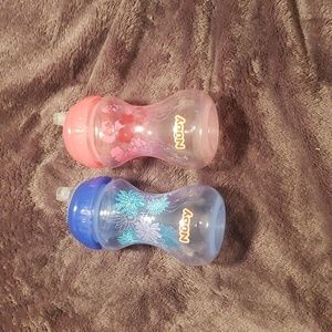 Nuby sippy cups